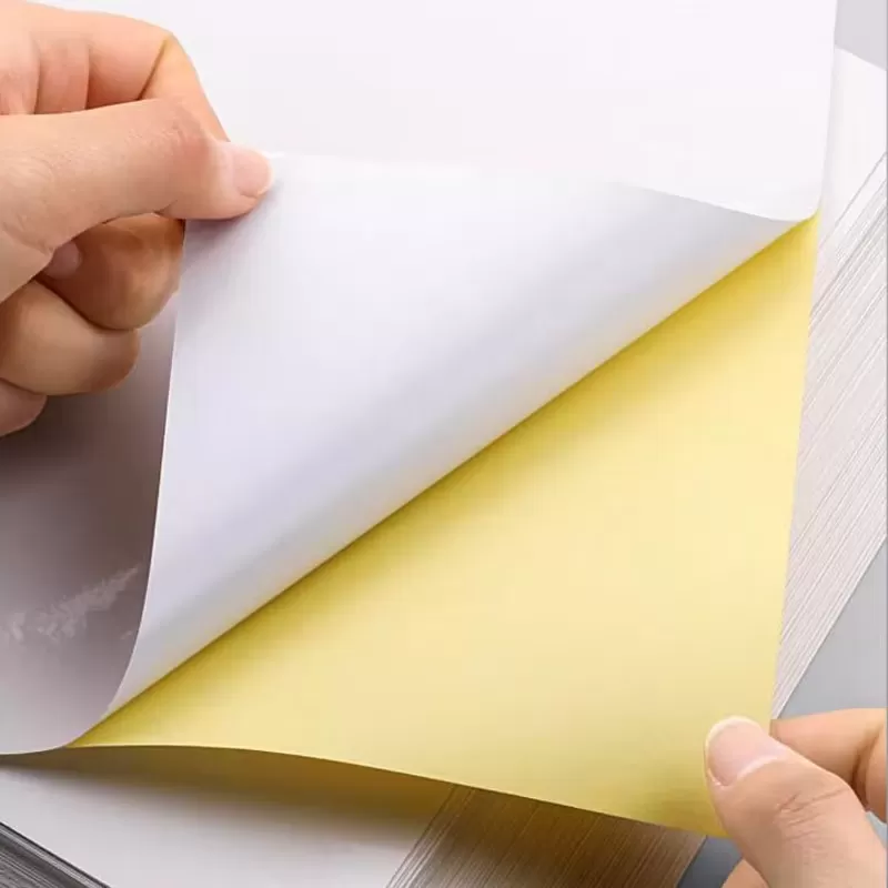 carta autoadesiva per adesivi